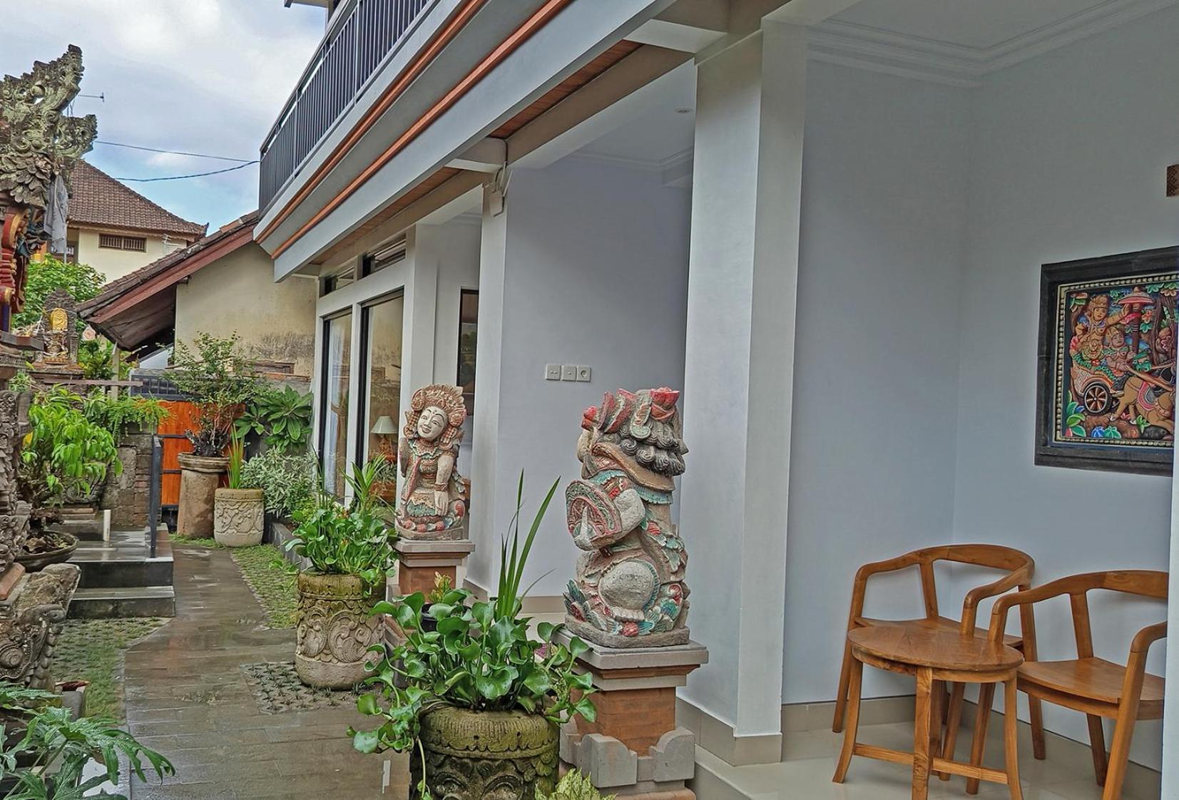 Mahaguna * Ubud